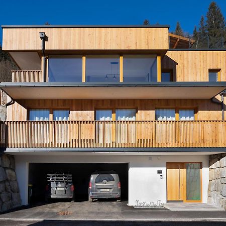 Exklusives Chalet-Haus Mit Gletscherblick นอยเคียร์เชน อัม โกรสเวเนดิเกอร์ ภายนอก รูปภาพ